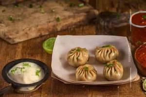 Paneer Tikka Steamed Momos