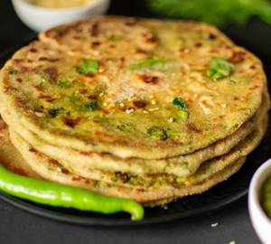 Mirchi Pyaz Paratha
