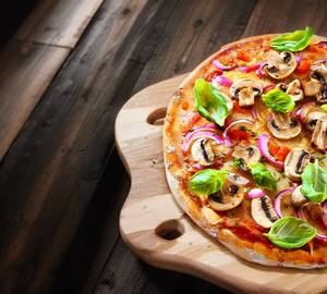 Mix Veg Pizza [ 7 Inches ]