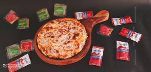 Cheese & Onion Pizza