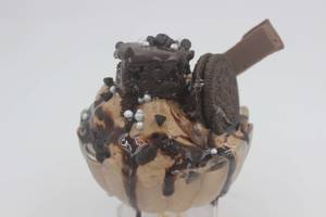 Oreo Peanut Butter Sundae