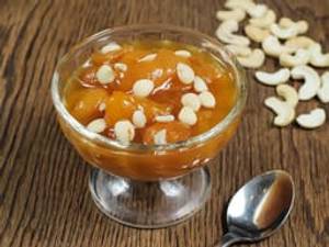 Khubani Ka Meetha with Fresh Cream