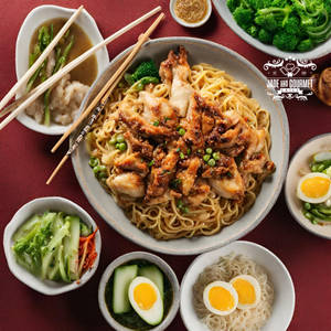 Singaporean Chicken Noodles Extravaganza