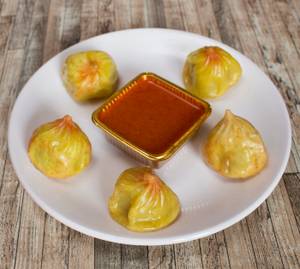 Chicken Chilli Momos [8 Pcs]