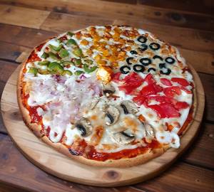 '9' Six6 Topping Pizza