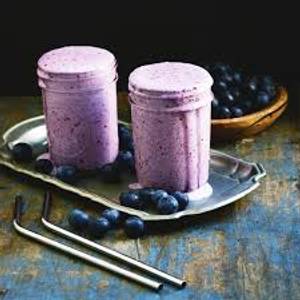 Blueberry Cream Protein Smoothie 