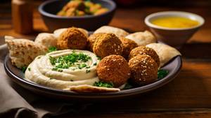Hummus Falafel (3pcs)