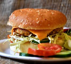 Veg cheese burger
