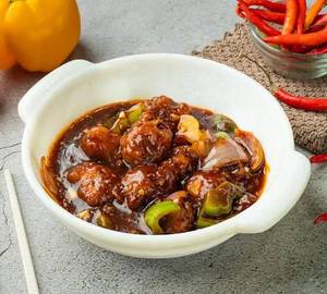 Wok Fried Chicken In Hong Kong Style Gravy