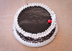 Black Forest Cake (1 kg)