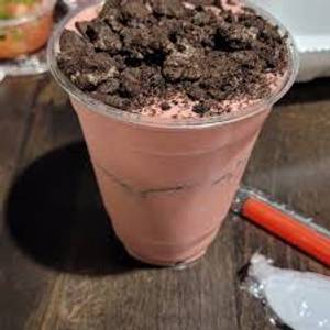 Oreo Strawberry Shake
