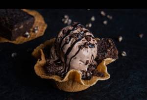 Chocolate Brownie With Chocolate Ice Cream
