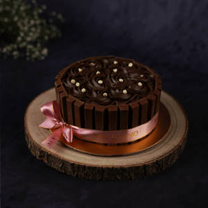 Kitkat Cake (500g)
