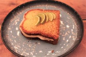 Lemon Cake Slice
