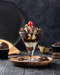 Oreo Choco Fantasy Sundae