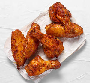 Spicy Baked Chicken Wings - 6 pcs