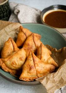 Samosa (4 pcs)
