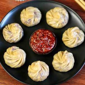 Veg Steamed Momos - 6 Pcs