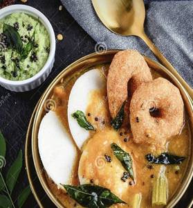 Vada Idli Sambhar Combo