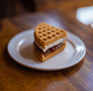 Strawberry Creamcheese Waffle Sandwich