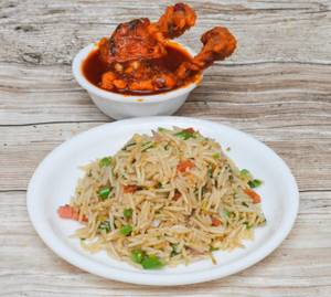 Chicken Fried Rice (500ml) with Chicken Lollipop (2 Pcs)