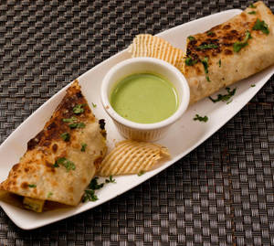 Tandoori Paneer Tikka Roll