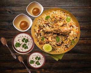 Begum Badshah Chicken Dum Biryani (serves 2 -3)