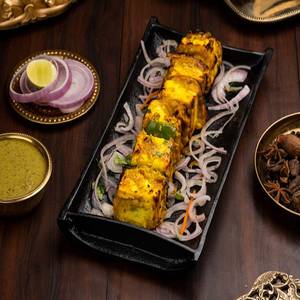 Paneer Zaffrani Tikka Kebab (6 Pieces)