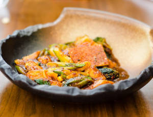 Wok Tossed Seasonal Veg, Young Spinach & Tofu, Mala Sauce