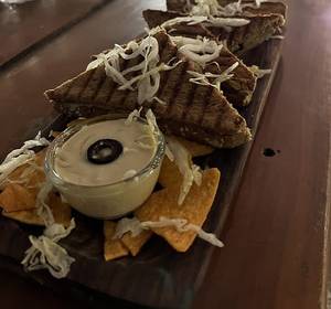 Hummus Sandwich