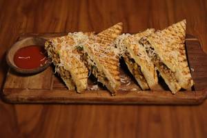 Cheese And Chilli Toast Sandwich
