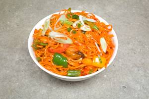 Veg Schezwan Noodles half
