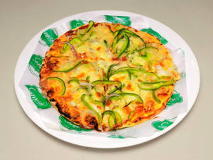 7"  Cheese and Capsicum Pizza