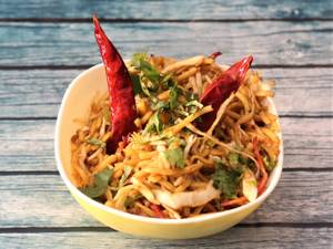 Veg Noodles half