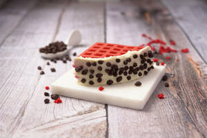 Red Velvet Waffle With Chocolate