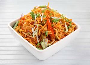 Veg chilli garlic noodles
