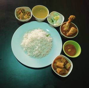 Aamantran Chicken Thali