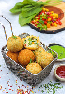 Cheese Balls (6pcs)