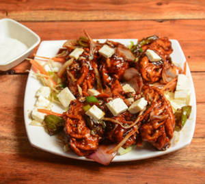 Paneer Chilly Momos Per Plate