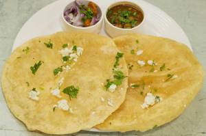 2 Bhatura with Chola