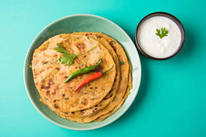 Alu Parathas [2 Pieces] + Dahi + Acchar