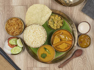 Dhoka-r-dalna(3 Pcs) Bhoj