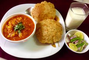 Poori Chana [1 Plate] + 1 Salted Lassi