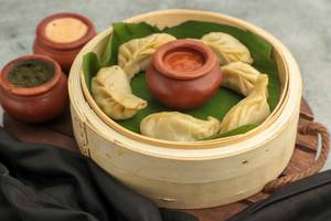 Chicken Momos (6 Pcs)