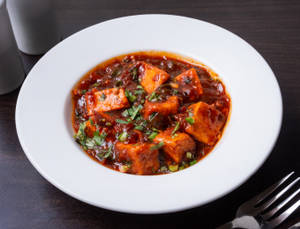 Chilli Paneer Gravy (8pc)
