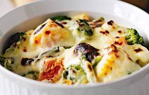 Veg Au Gratin Al Olio Alfredo Cheese Sauce (veggies Mushroom, Corn, Baked Mozzarella & Cheddar]