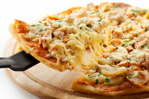 Group Chicken Pizza