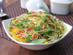 Hakka Noodles