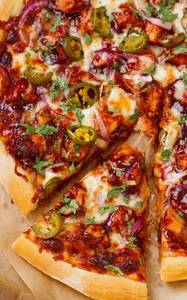 B B B  Chicken Pizza