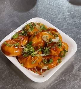 Veg Momos In Hot Garlic Sauce